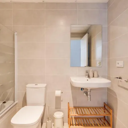 Apartment With Large Private Garden In Estepona - Families And Remote Workers * إِستيبونا