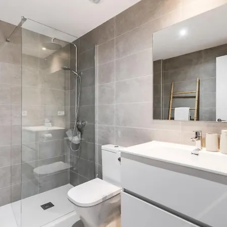 Apartment With Large Private Garden In Estepona - Families And Remote Workers