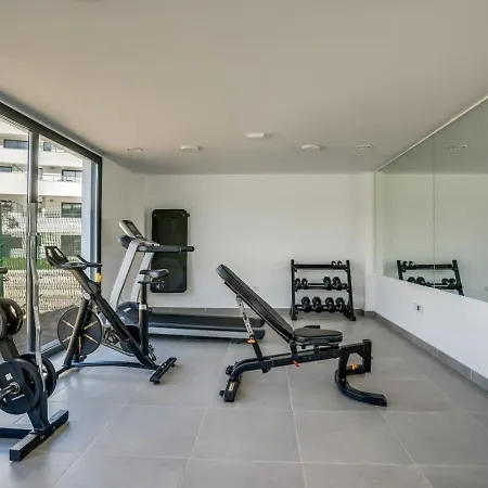 شقة Apartment With Large Private Garden In Estepona - Families And Remote Workers إِستيبونا